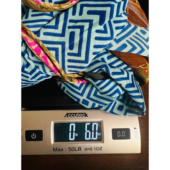 NEW Guru 100% Silk Upcycled Made in India from Vintage Saris One Size Fit M/L - Picture 16 of 16